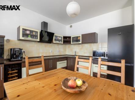 Prodej bytu, 3+kk, 77 m²