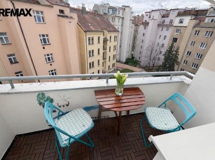 Pronájem bytu, 2+kk, 66 m²