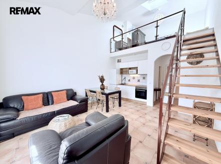 Pronájem bytu, 2+kk, 45 m²