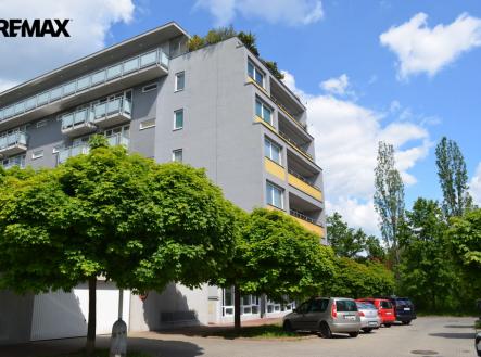 Pronájem bytu, 1+kk, 34 m²