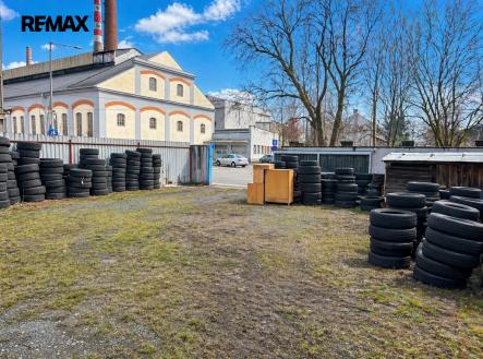 Prodej obchodní prostor, 751 m²