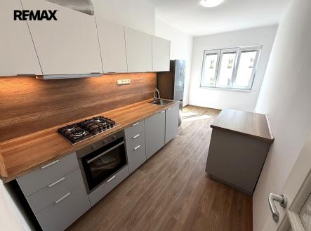 Pronájem bytu, 2+kk, 50 m²