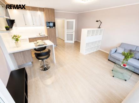 Pronájem bytu, 1+kk, 45 m²
