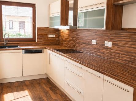Pronájem domu/vily, 106 m²