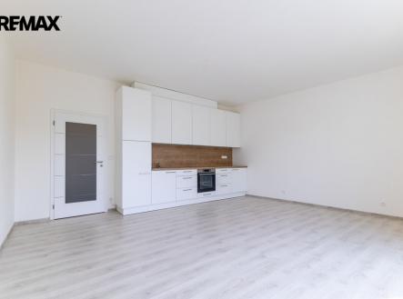 Pronájem bytu, 1+kk, 38 m²