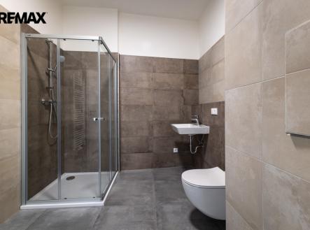 Pronájem bytu, 1+kk, 38 m²