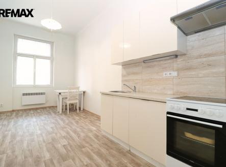 Pronájem bytu, 1+1, 39 m²