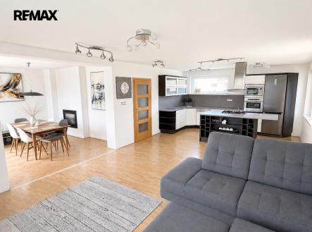 Prodej domu/vily, 285 m²