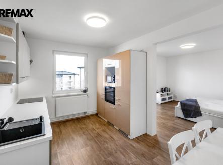 Pronájem bytu, 1+kk, 37 m²