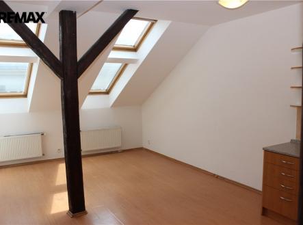 Pronájem bytu, 2+kk, 45 m²