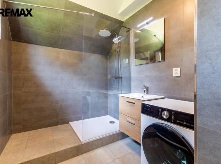 Pronájem bytu, 4+kk, 75 m²