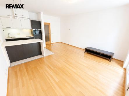 Pronájem bytu, 1+kk, 40 m²