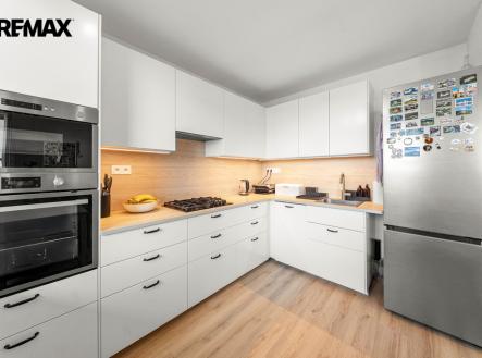 Pronájem bytu, 3+1, 74 m²