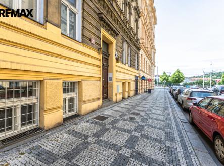 Pronájem kanceláře, 145 m²