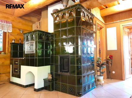 Srub jako z pohádky: Modřín u lesa s kachlovými kamny | Plavy 303