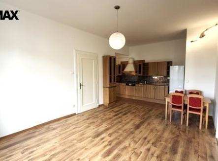 Pronájem bytu, 2+kk, 72 m²