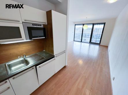 Pronájem bytu, 2+kk, 81 m²