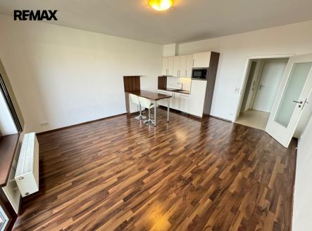 Pronájem bytu, 1+kk, 32 m²