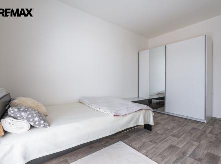 Pronájem bytu, 2+kk, 38 m²