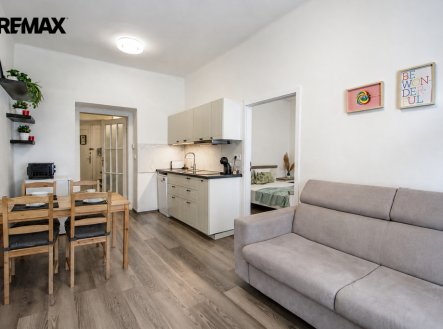Pronájem bytu, 2+kk, 49 m²
