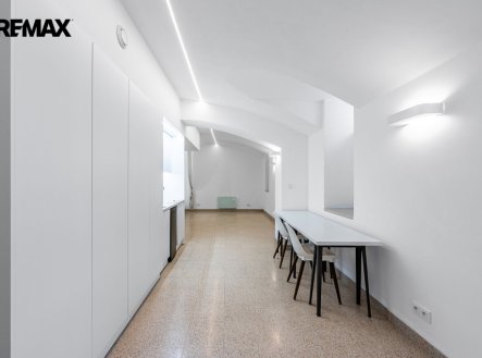 Pronájem obchodní prostory, 40 m²
