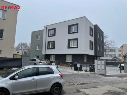 Pronájem bytu, 1+kk, 29 m²