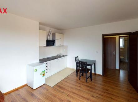 Pronájem bytu, 1+kk, 34 m²