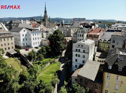 Prodej - nájemní dům, 900 m²