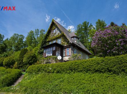 Prodej - dům/vila, 435 m²