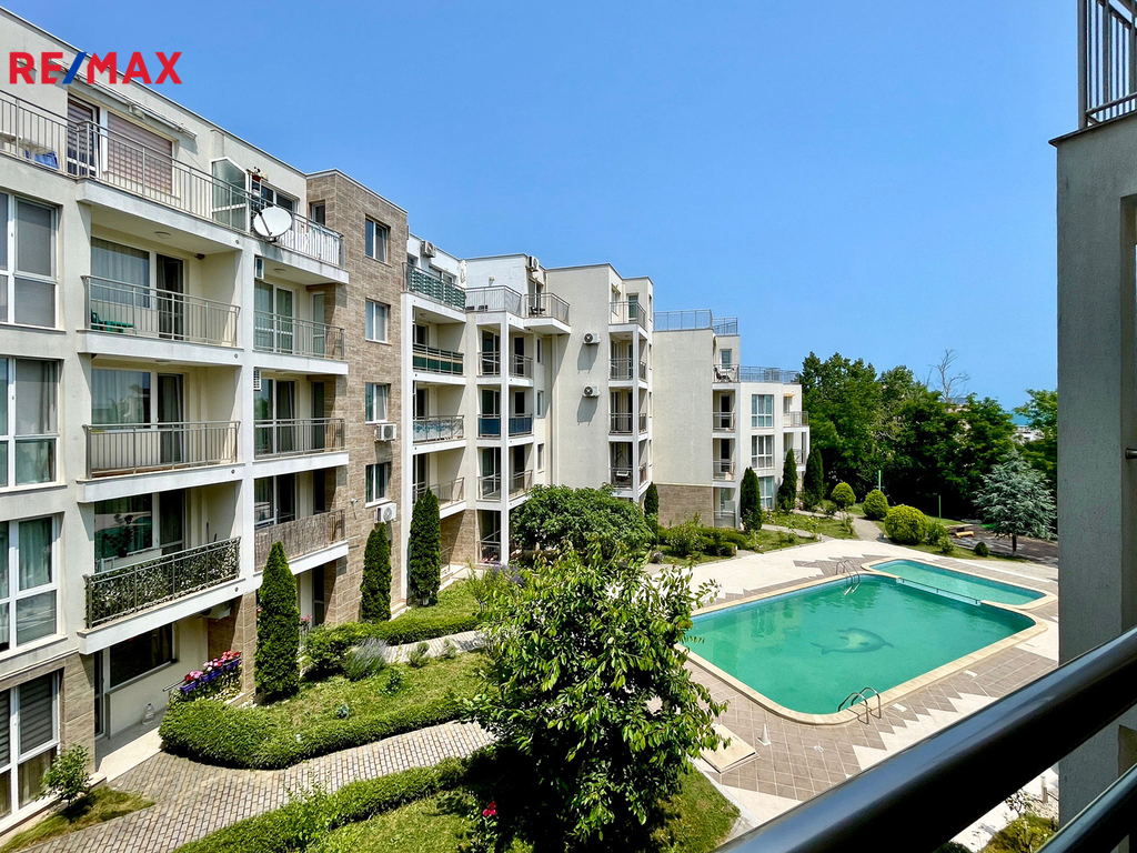 Elite Garden Resedence.