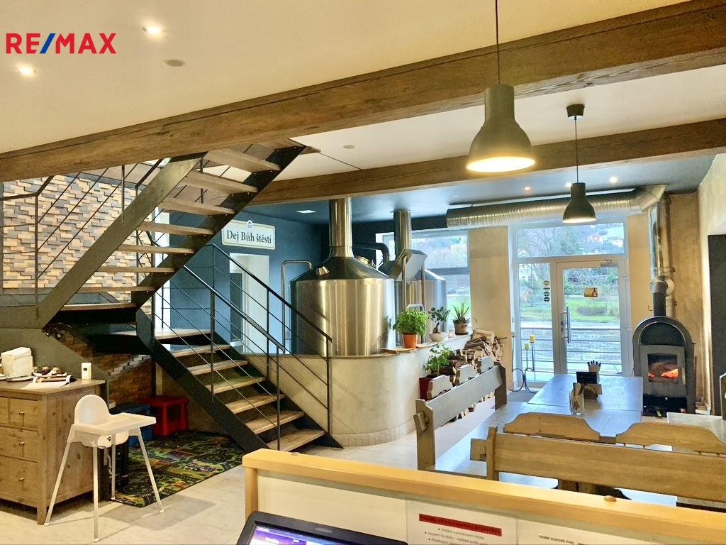 vstupní sál v přízemí