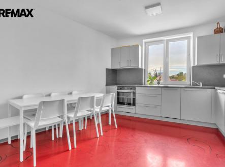 Prodej hotel, 492 m²