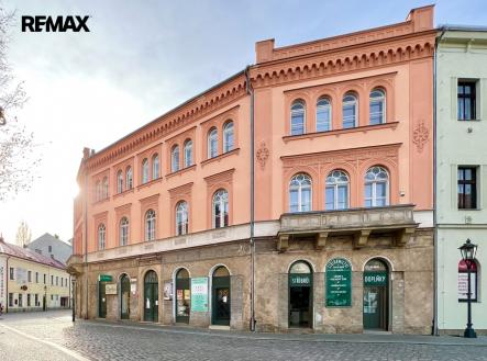 Prodej nájemního domu, 900 m²