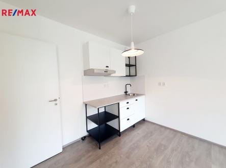 Pronájem bytu, 1+kk, 33 m²