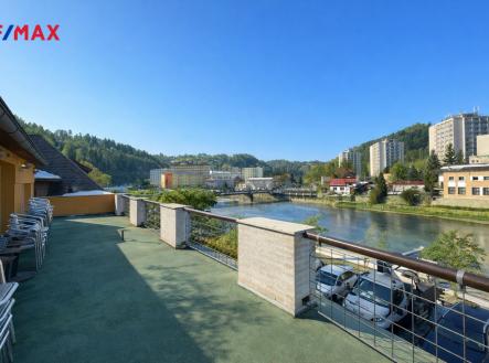 Pronájem restaurace, 198 m² obrázek