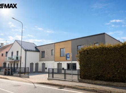 Pronájem bytu, 3+kk, 90 m²