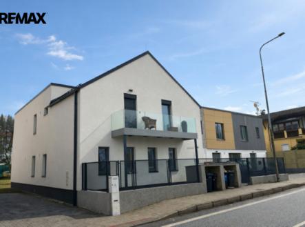 Pronájem bytu, 3+kk, 90 m²