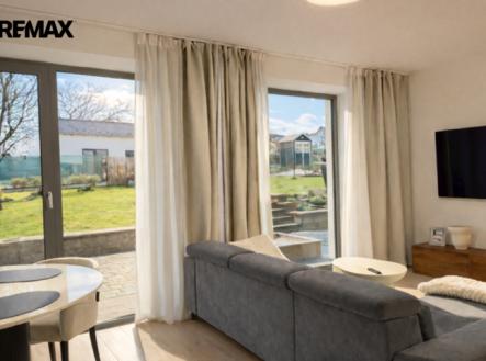 Pronájem bytu, 3+kk, 90 m²