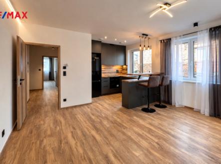 Pronájem bytu, 3+kk, 67 m²
