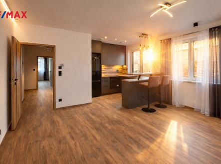 Pronájem bytu, 3+kk, 67 m²