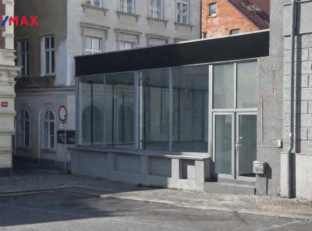 Pronájem obchodní prostor, 214 m²