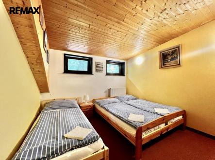 Prodej hotel, 400 m²