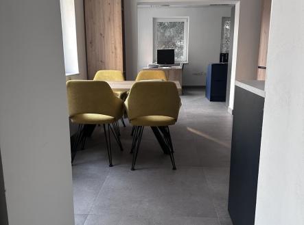 Pronájem kanceláře, 52 m²