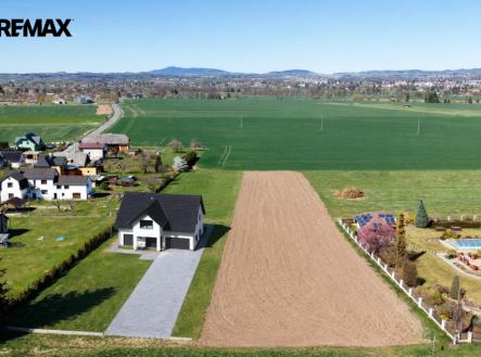 Prodej pozemku pro bydlení, 3 715 m²