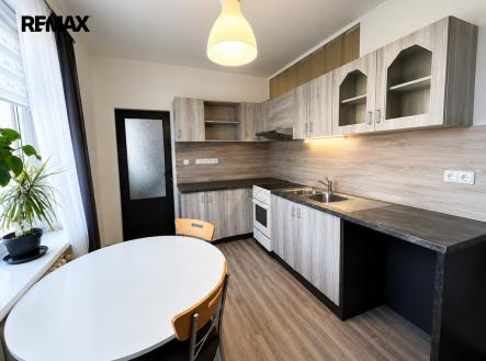 Pronájem bytu, 3+1, 85 m²