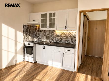 Pronájem bytu, 2+kk, 37 m²