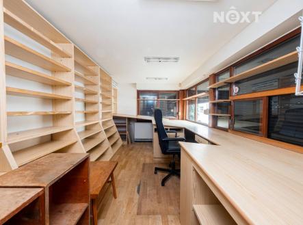 Prodej komerčního objektu, obchodní centrum, 22 m²