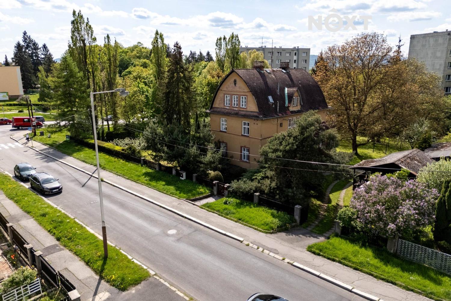 Prodej komerční Činžovní dům, 423㎡