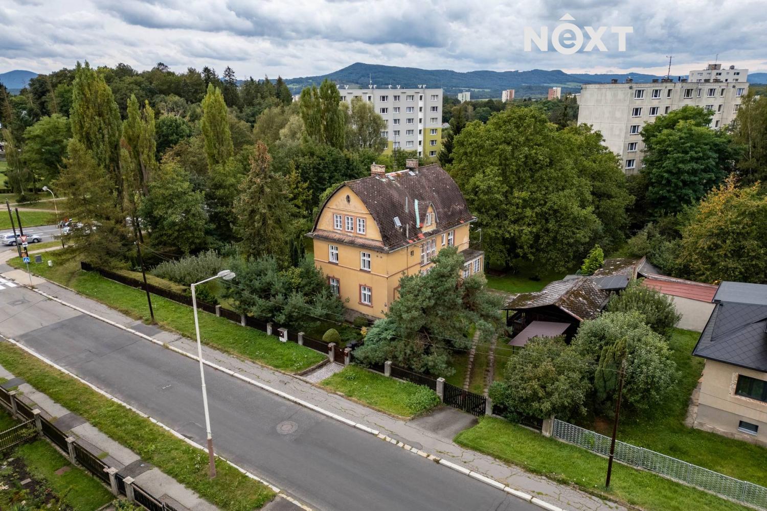 Prodej komerční Činžovní dům, 423㎡