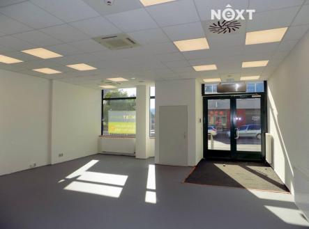 Pronájem komerčního objektu, obchodní centrum, 155 m²